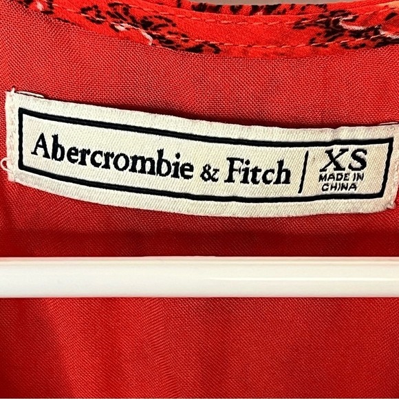 Abercrombie & Fitch Dress Womens XS Floral Chiffon V-Neck Pleated Sleeveless Red - Picture 5 of 7
